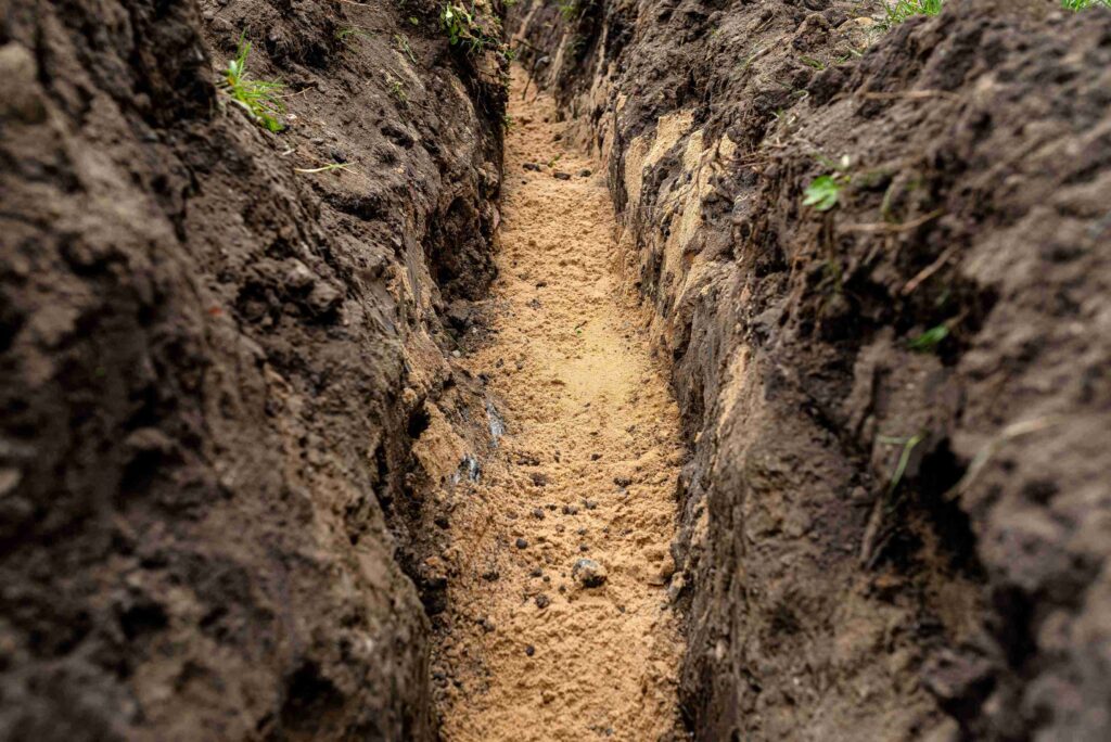 can you make a french drain without a pipe